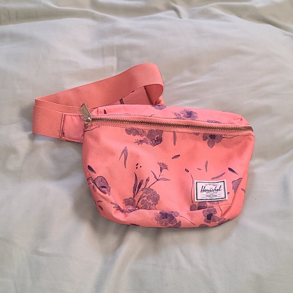 Herschel Supply Co. : Coral and Floral Belt bag